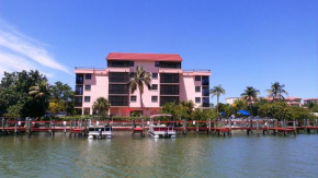 Bonita Resort and Club, a VRI resort, Bonita Springs